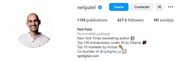 Neil Patel usa quebras de linha e emojis